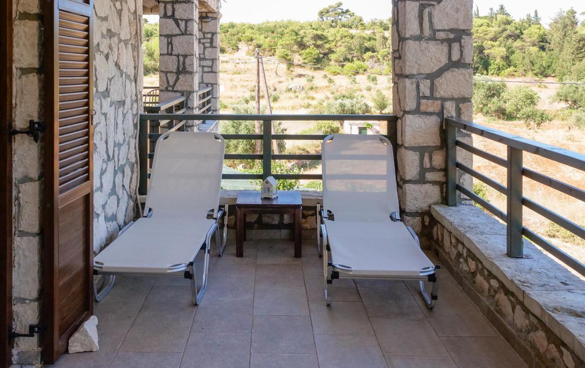 Fterini Apartments Sterna & Alletri Agios Leon Exterior photo