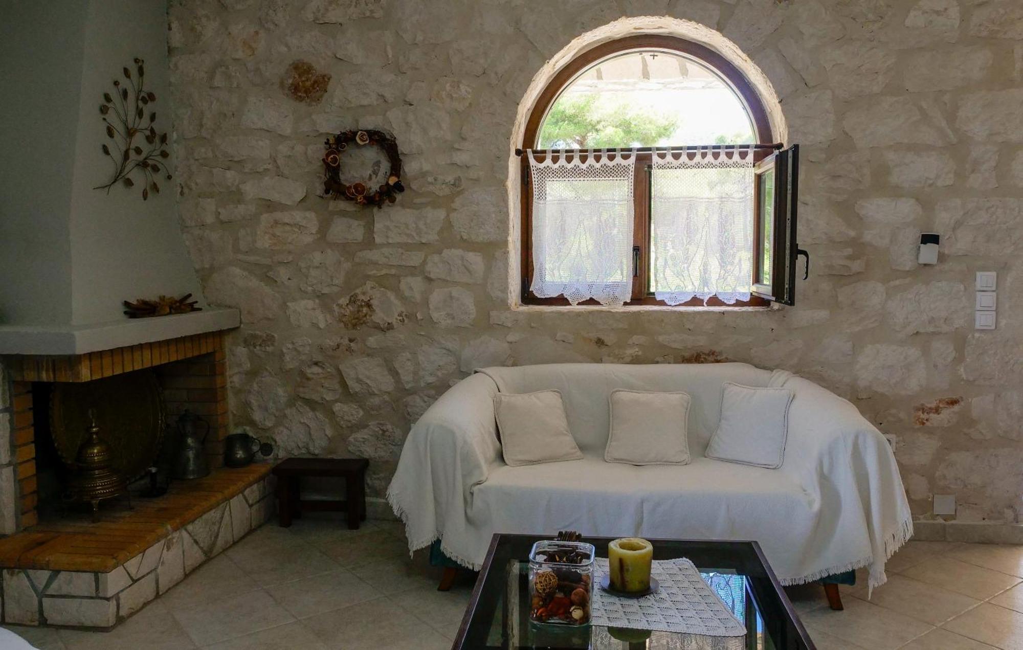 Fterini Apartments Sterna & Alletri Agios Leon Exterior photo